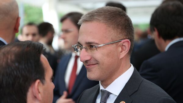 Ministar policije Nebojša Stefanović na prijemu u ruskoj ambasadi u Beogradu - Sputnik Srbija