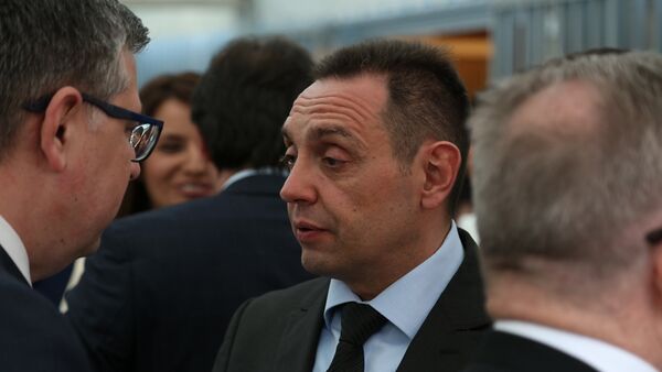 Ministar odbrane Aleksandar Vulin na prijemu u ruskoj ambasadi u Beogradu - Sputnik Srbija