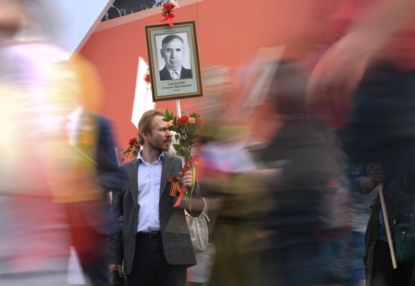 Šetnja Besmrtnog puka u Moskvi - Sputnik Srbija