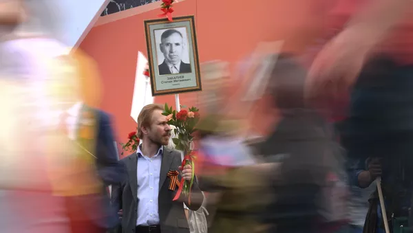 Шетња Бесмртног пука у Москви - Sputnik Србија