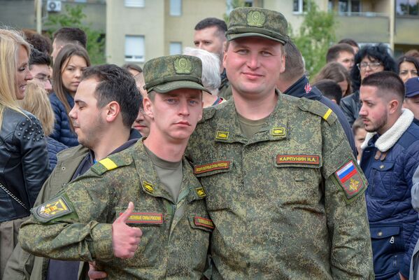 Припадници руских оружаних снага Русије А. Швацов и Н. Карпуњин - Sputnik Србија