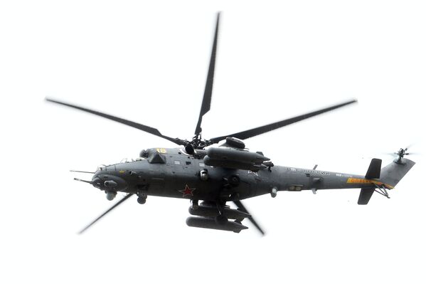 Руски хеликоптери на војној паради у Нишу - Sputnik Србија