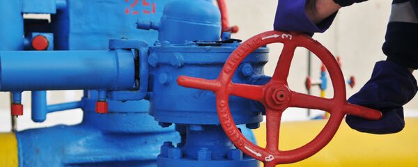 Вентил на цевоводу гасне станице Нежухив у Лавовској области у Украјини - Sputnik Србија
