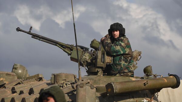 Vojnik sirijske vojske u provinciji Alep - Sputnik Srbija