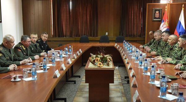 Poseta komandanta Zapadnog vojnog okruga Ruske Federacije (foto) Poseta komandanta Zapadnog vojnog okruga Ruske Federacije (foto) - Sputnik Srbija
