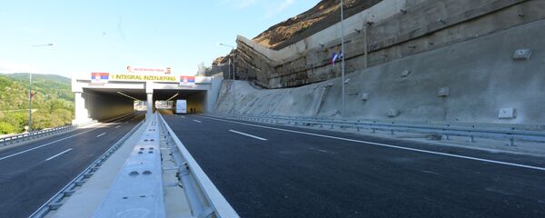 Tunel Kosina 2 na auto-putu kroz Grdeličku klisuru - Sputnik Srbija