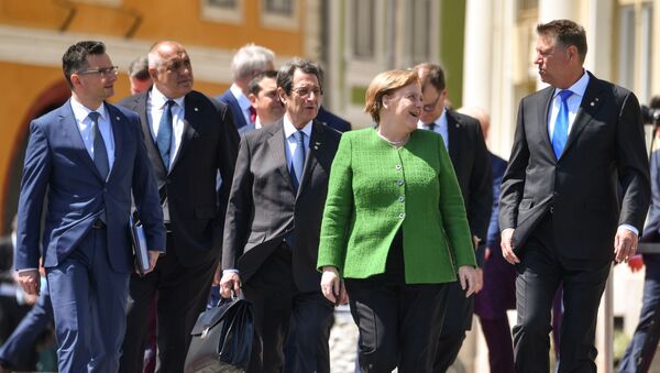 Меркелова на самиту ЕУ у Румунији - Sputnik Србија