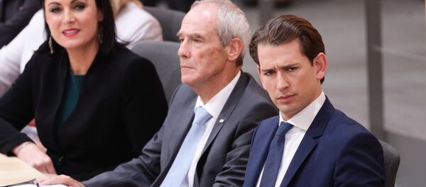 Premijer Austrije Sebastijan Kurc na sednici Parlamenta. Premijer Austrije Sebastijan Kurc na sednici Parlamenta. - Sputnik Srbija