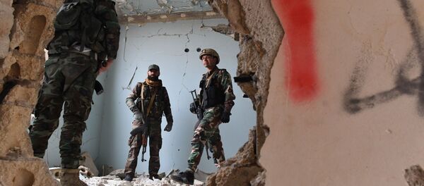 Сиријски војници и устаници током обуке у провинцији Хама - Sputnik Србија