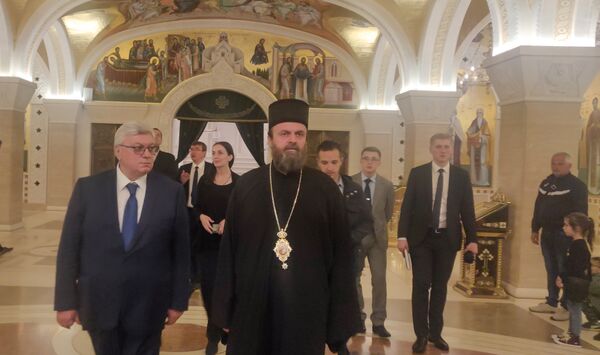 Rektor MGIMO Anatolij Torkunov u kripti Hrama Svetog Save Rektor MGIMO Anatolij Torkunov u kripti Hrama Svetog Save - Sputnik Srbija