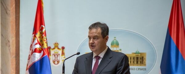 Ministar spoljnih oslova Srbije Ivica Dačić se obraća prisutnima na prijemu - Sputnik Srbija