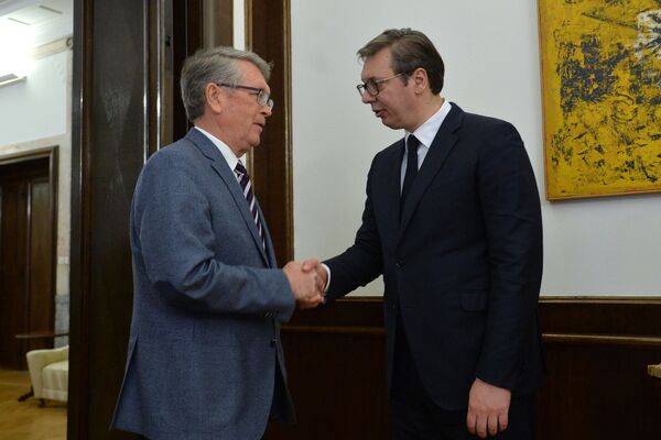 Vučić Čepurinu: Hvala za sve što ste uradili za sedam godina Vučić Čepurinu: Hvala za sve što ste uradili za sedam godina - Sputnik Srbija