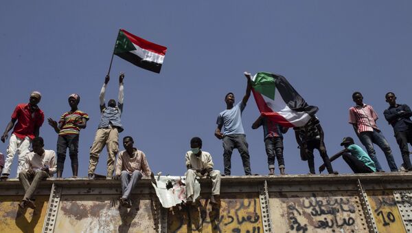 Demonstranti u Sudanu - Sputnik Srbija