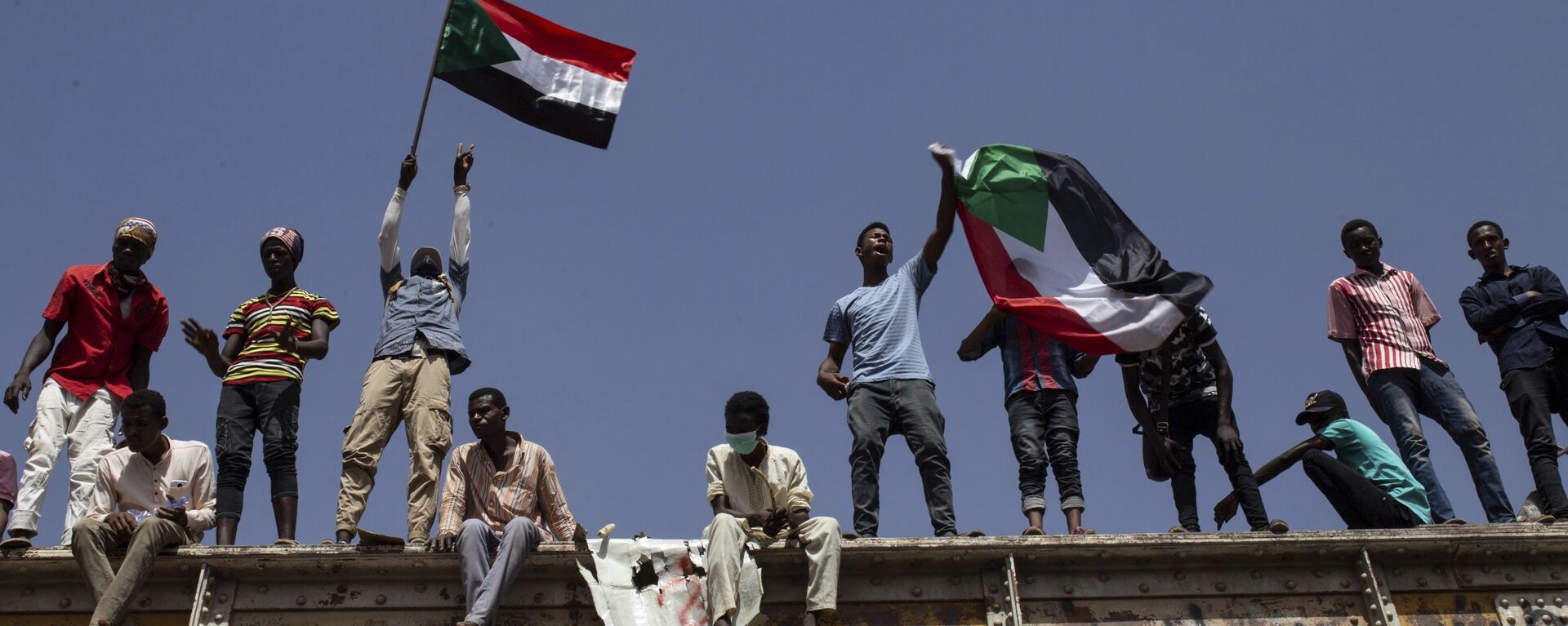 Demonstranti u Sudanu - Sputnik Srbija, 1920, 15.04.2023