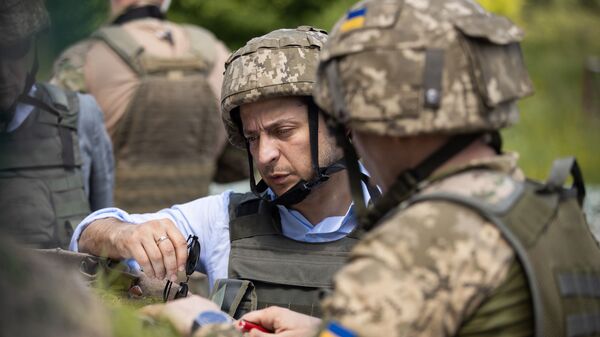Predsednik Ukrajine Vladimir Zelenski na položajima Oružanih snaga Ukrajine u Luganskoj oblasti - Sputnik Srbija