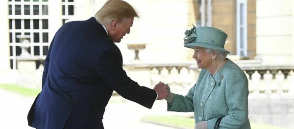 Доналд Трамп и краљица Елизабета - Sputnik Србија