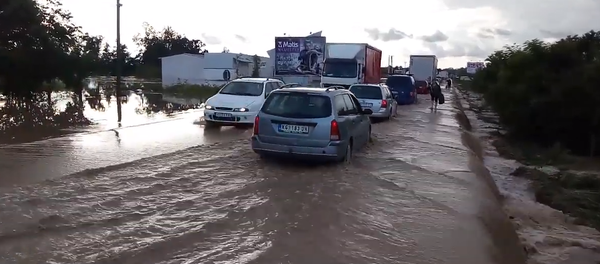 Poplavljena Ibarska magistrala - Sputnik Srbija