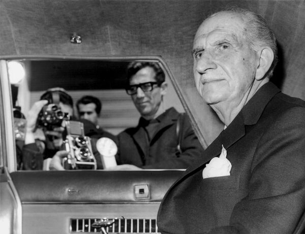 Као у доба Византије: Три породице које владају Грчком  - Sputnik Србија