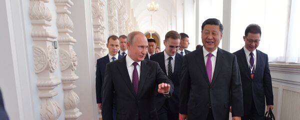 Владимир Путин и Си Ђинпинг у Москви Владимир Путин и Си Ђинпинг у Москви - Sputnik Србија