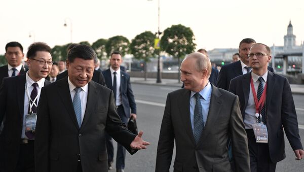 Predsednik Kine Si Đinping i predsednik Rusije Vladimir Putin  - Sputnik Srbija