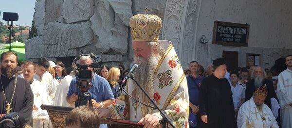 Vladika budimljansko-nikšićki Joanikije čita proglas - Sputnik Srbija