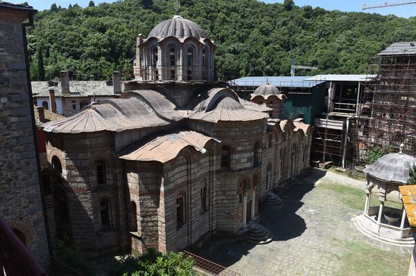 Гори земља Хиландара - Sputnik Србија