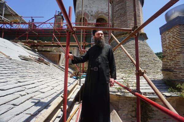 Neoboriva stena: Priča o ikoni pred kojom se pričestila srpska vojska uoči Kosovskog boja Neoboriva stena: Priča o ikoni pred kojom se pričestila srpska vojska uoči Kosovskog boja - Sputnik Srbija