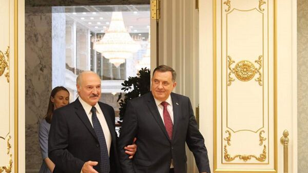 Milorad Dodik sa Aleksandrom Lukašenkom na sastanku u Minsku - Sputnik Srbija