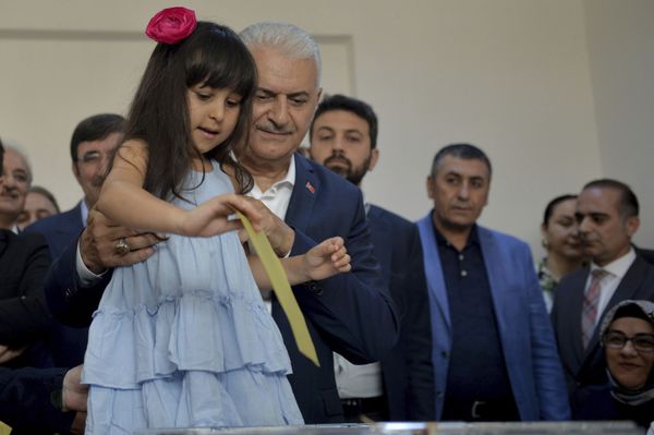 Sultanovo spoticanje: Erdogan napravio fatalnu grešku u rodnom gradu Sultanovo spoticanje: Erdogan napravio fatalnu grešku u rodnom gradu - Sputnik Srbija