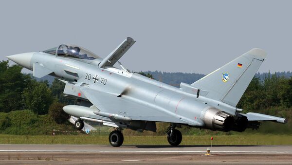 Ловачки авион Еврофајтер тајфун немачких ваздухопловних снага - Sputnik Србија