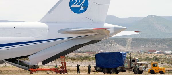 Ruski avion An-124 - Sputnik Srbija