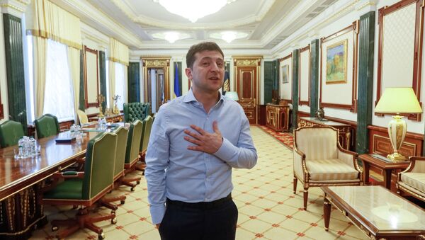 Председник Украјине Владимир Зеленски у свом кабинету у Кијеву - Sputnik Србија
