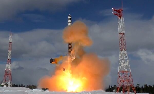 Otkrivene karakteristike balističke rakete „Sarmat“ Otkrivene karakteristike balističke rakete „Sarmat“ - Sputnik Srbija