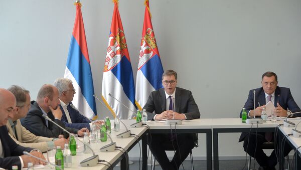Vučić se sastao sa predstavnicima Srba iz regiona - Sputnik Srbija
