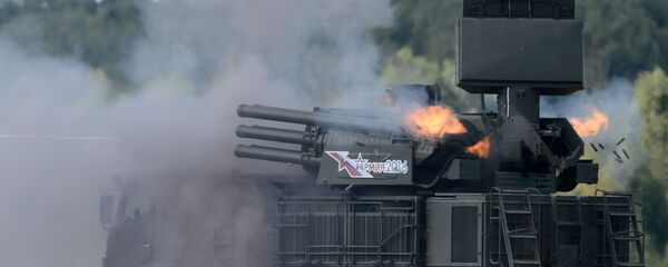 Protivraketni sistem 96K6 Pancir-S1 na vojnim vežbama na poligonu Alabino Protivraketni sistem 96K6 Pancir-S1 na vojnim vežbama na poligonu Alabino - Sputnik Srbija