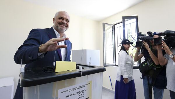 Edi Rama glasa na izborima - Sputnik Srbija