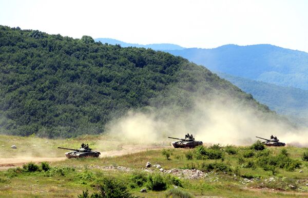 Da li su mladi srpski oficiri spremni za bitke budućnosti? Evo kako su se pokazali (foto, video) Da li su mladi srpski oficiri spremni za bitke budućnosti? Evo kako su se pokazali (foto, video) - Sputnik Srbija
