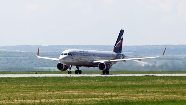 Avion Erbas A320 kompanije Aeroflot na pisti aerodroma u Rostovu na Donu - Sputnik Srbija