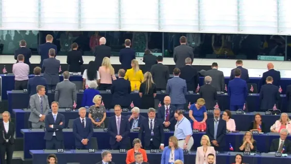 Okretanje leđa u Evropskom parlamentu - Sputnik Srbija