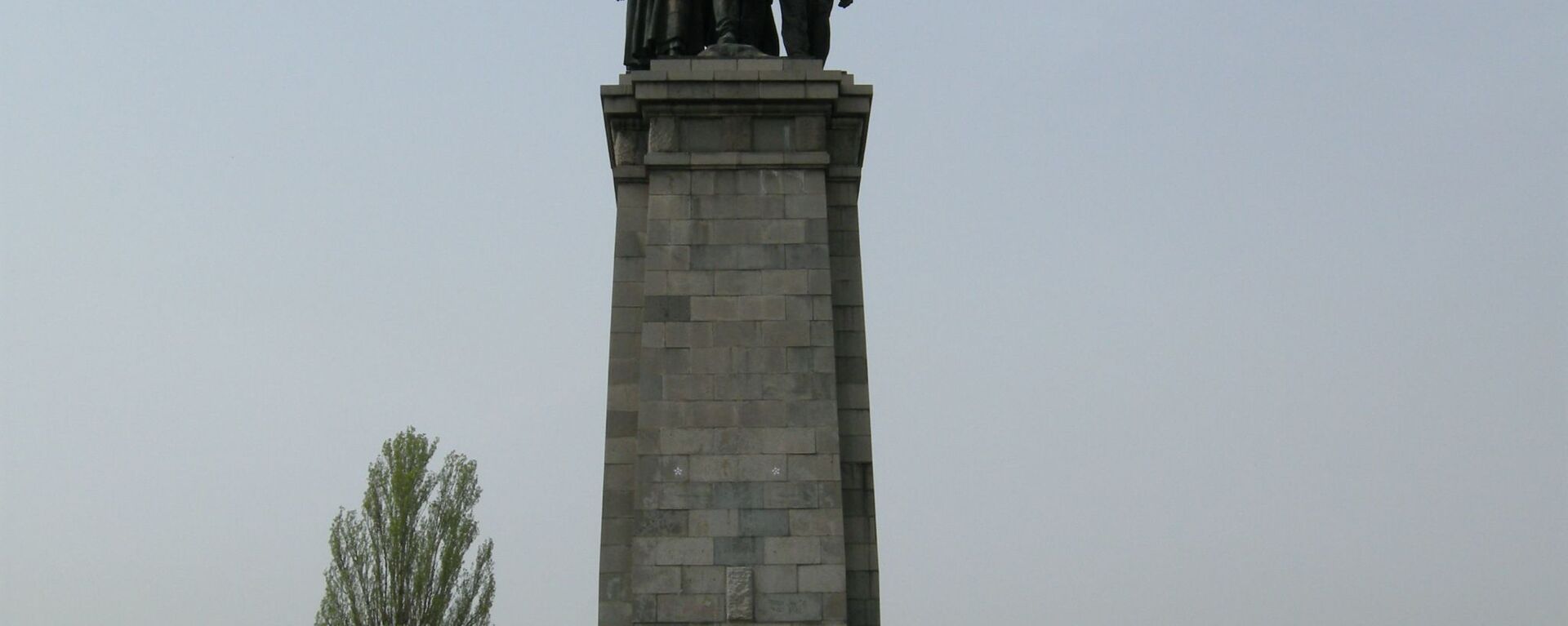 Споменик совјетској армији у бугарској Софији - Sputnik Србија, 1920, 21.05.2020