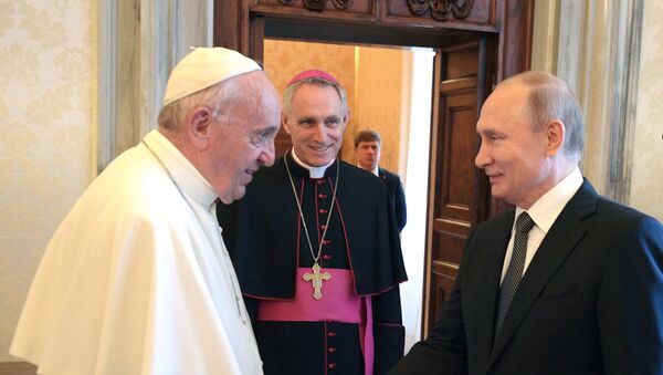 Vladimir Putin u Vatikanu - Sputnik Srbija