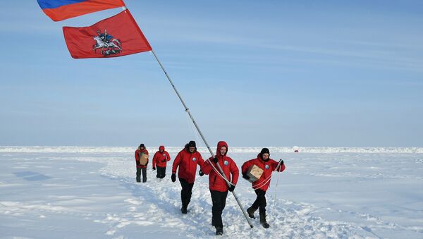 Руси на Арктику: Поларна истраживања нису више само научни подухвати, јер се сада помера ка економском аспекту - Sputnik Србија