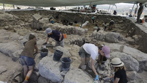 Археолози на ископавању древног библијског града Зиклаг у Израелу - Sputnik Србија