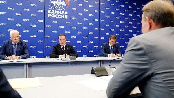 Dmitrij Medvedev sa predstavnicima ukrajinske opozicije  - Sputnik Srbija