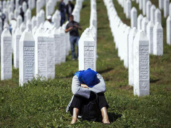 Britanci skinuli oznaku tajnosti: Vrh Republike Srpske nije imao plan da osvoji Srebrenicu Britanci skinuli oznaku tajnosti: Vrh Republike Srpske nije imao plan da osvoji Srebrenicu - Sputnik Srbija