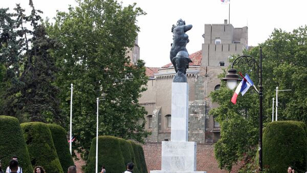 Споменик захвалности Француској спреман за долазак француског председника - Sputnik Србија