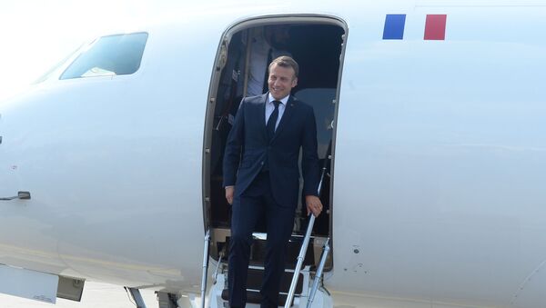 Francuski predsednik Emanuel Makron sleteo je u Beograd - Sputnik Srbija