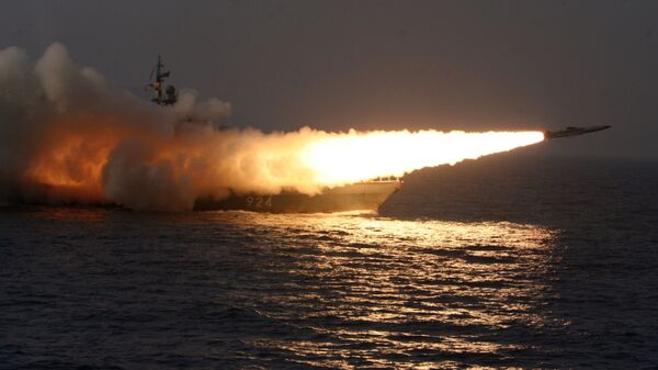 Министарство одбране Русије је објавило снимак лансирања крстарећих ракета Москит са бродова Пацифичке флоте у Јапанском мору. - Sputnik Србија
