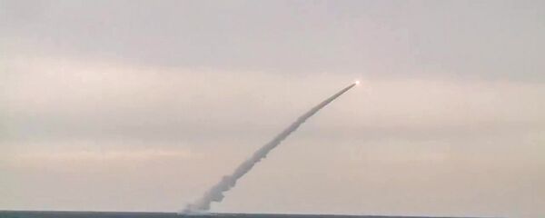 Lansiranje rakete Kalibar iz podmornice - Sputnik Srbija
