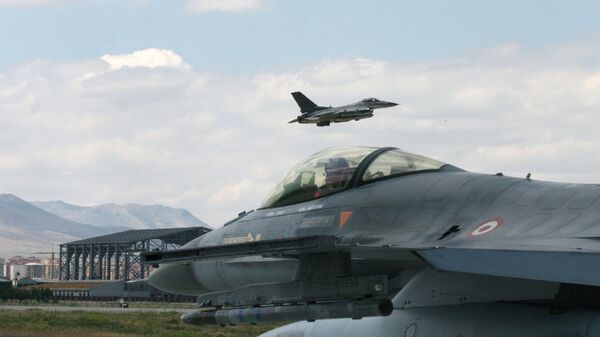 Turski lovac F-16 - Sputnik Srbija